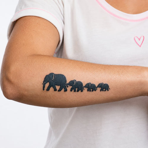 Idée tatouage famille avec éléphants mignons