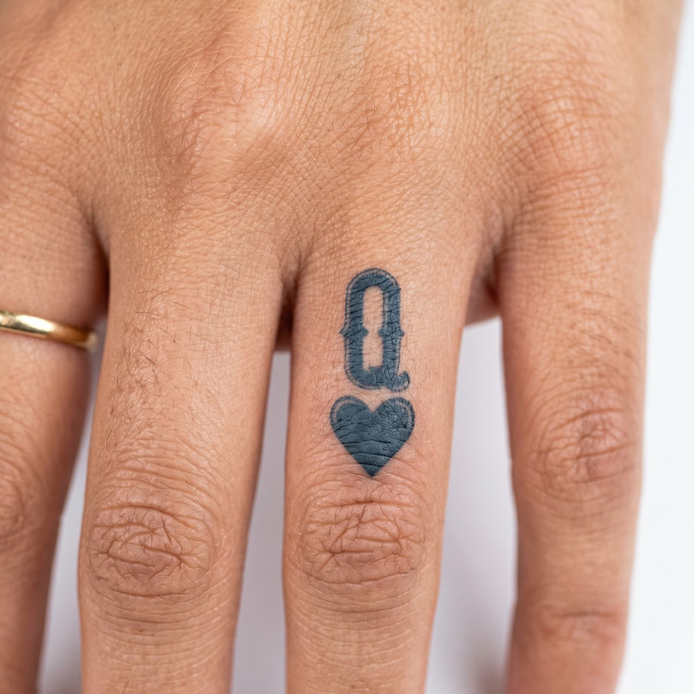 Tatouage reine de coeur pour femme tatouage ephemere jagua