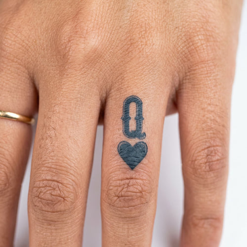 Tatouage reine de coeur pour femme tatouage ephemere jagua